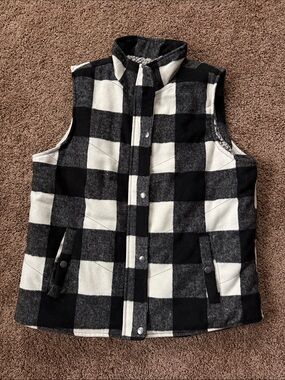Harper Black and White Buffalo Plaid Quilted Vest
